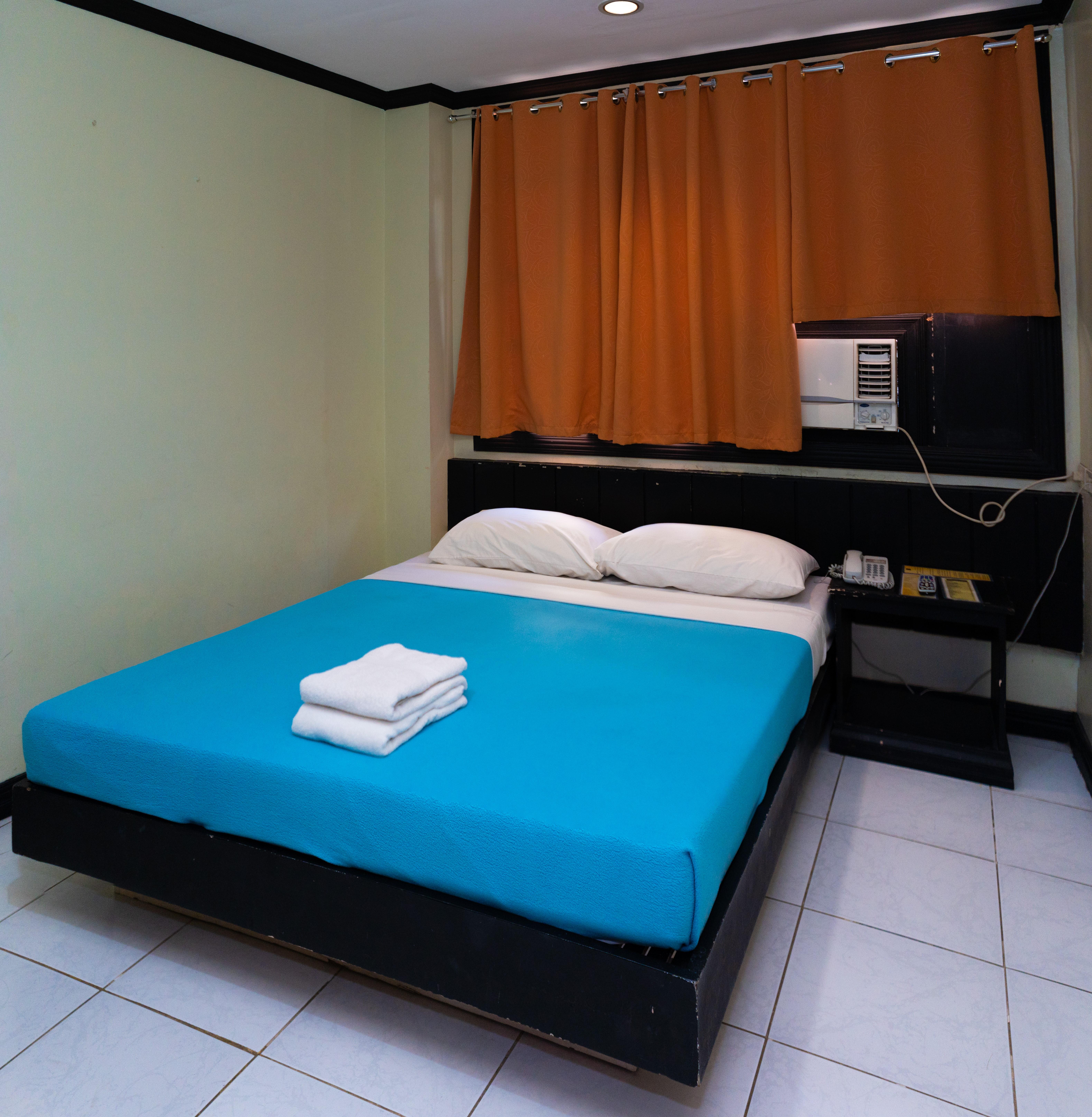 Davao Royal Suites y residencias Exterior foto