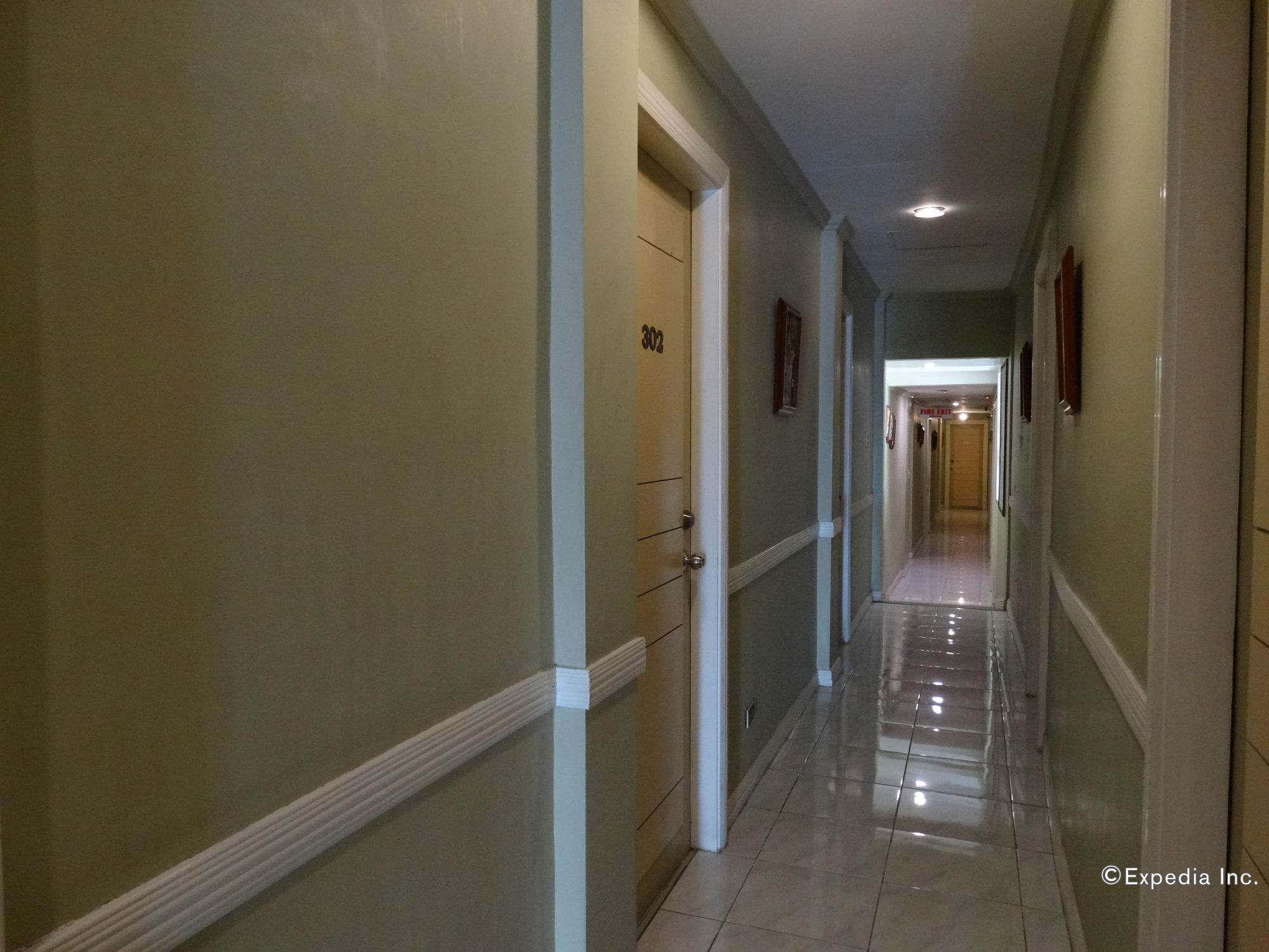 Davao Royal Suites y residencias Exterior foto
